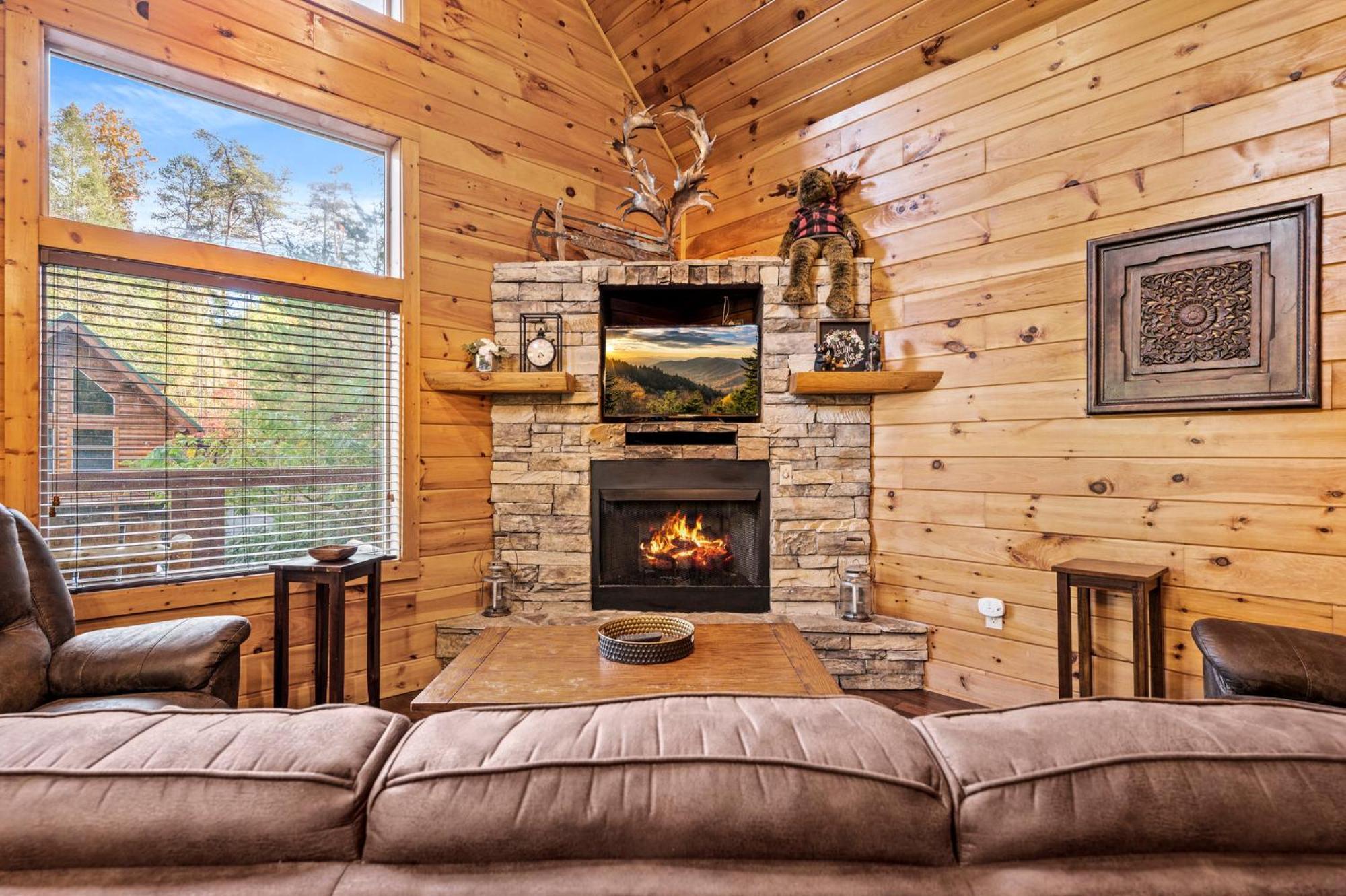 Relaxation Retreat - Pickleball Cabin - Wi-Fi, Fire Pit With Bar, Ev, Game Room, Hot Tub, Pool Access - Mins To Pf เซอเวียร์วีล ภายนอก รูปภาพ