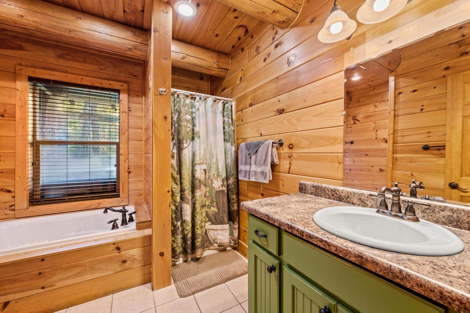 Relaxation Retreat - Pickleball Cabin - Wi-Fi, Fire Pit With Bar, Ev, Game Room, Hot Tub, Pool Access - Mins To Pf เซอเวียร์วีล ภายนอก รูปภาพ