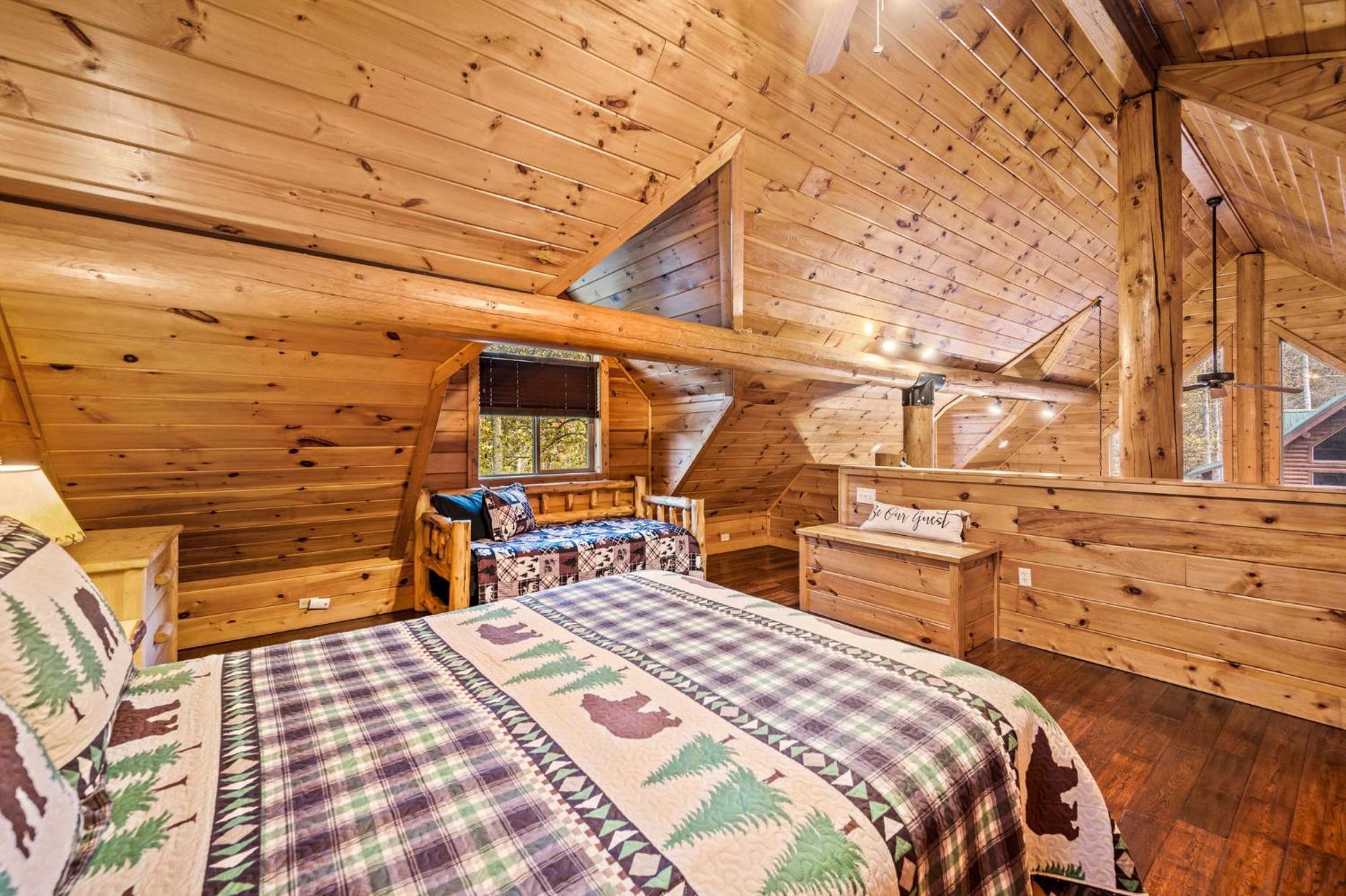 Relaxation Retreat - Pickleball Cabin - Wi-Fi, Fire Pit With Bar, Ev, Game Room, Hot Tub, Pool Access - Mins To Pf เซอเวียร์วีล ภายนอก รูปภาพ