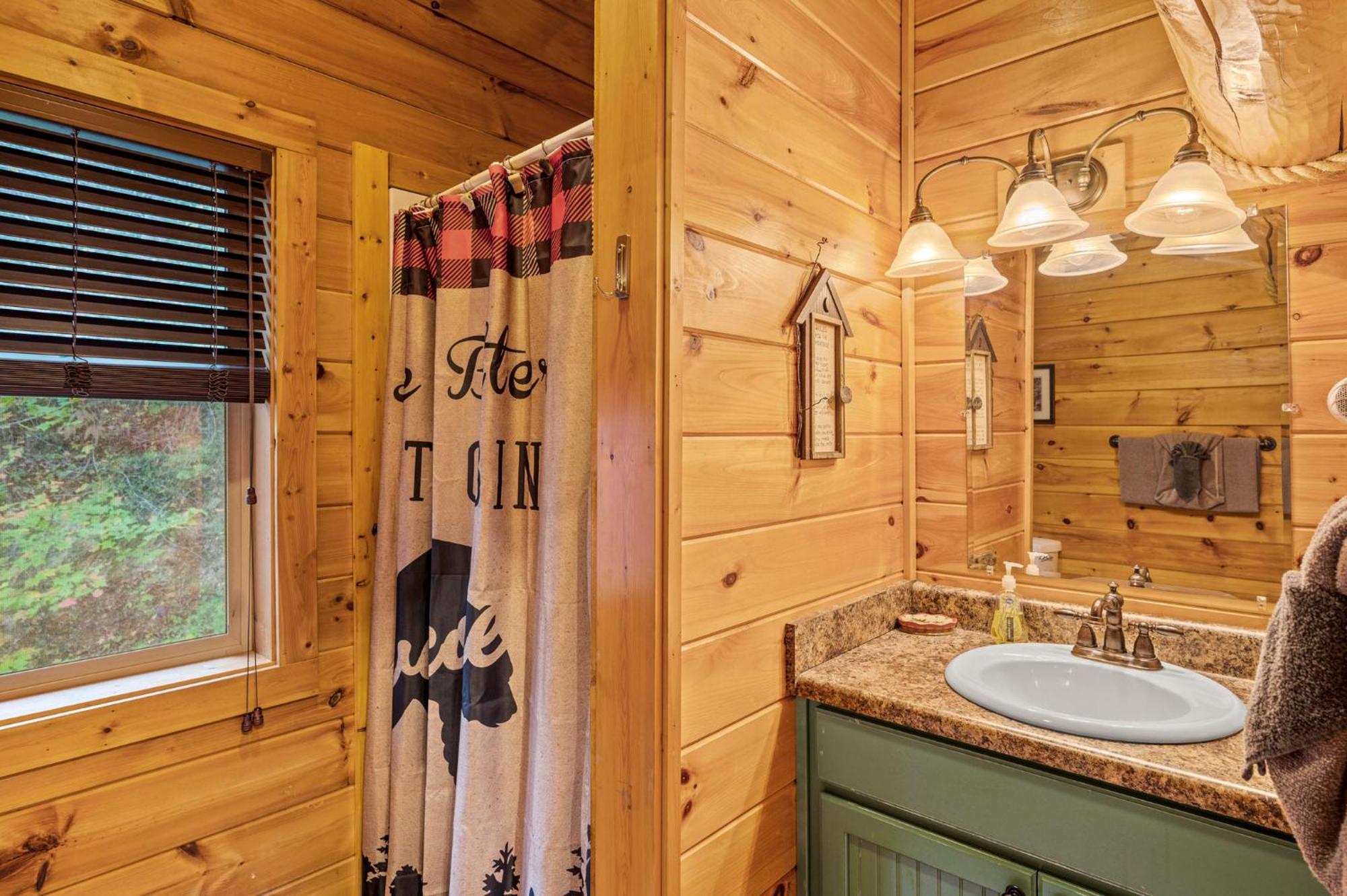 Relaxation Retreat - Pickleball Cabin - Wi-Fi, Fire Pit With Bar, Ev, Game Room, Hot Tub, Pool Access - Mins To Pf เซอเวียร์วีล ภายนอก รูปภาพ